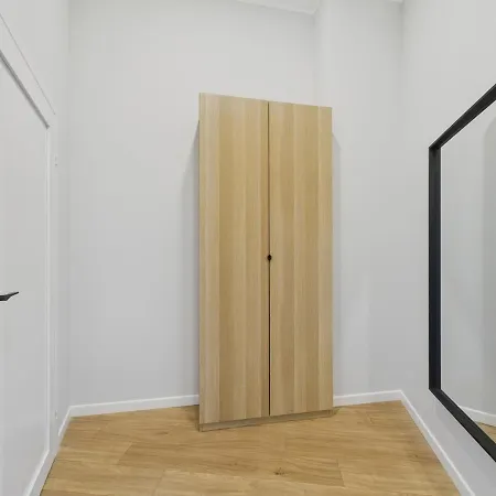 Homey 1br Loft In Old Town Апартаменти Рига